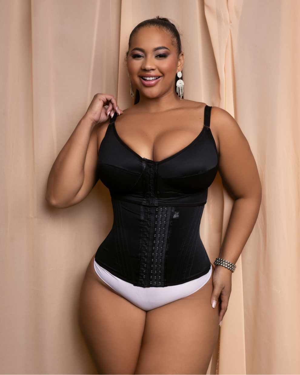 Combo: Faixa de 18 Barbatanas + Sutiã Malu